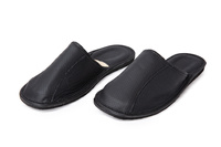 Wygodne wsuwane męskie kapcie ze skóry bydlęcej